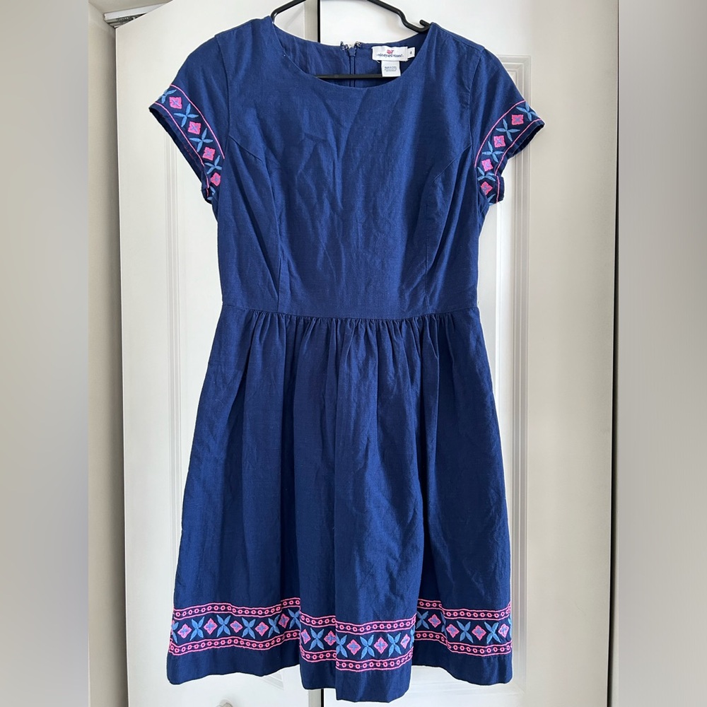 Vineyard Vines dress - size 4